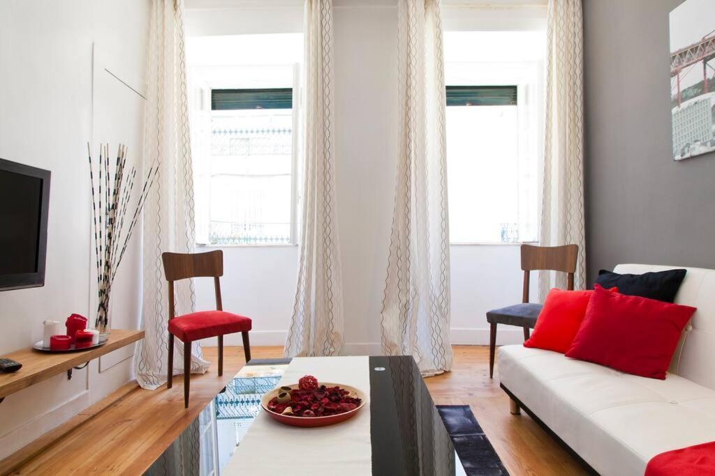 Lisbon Sant'Anna Apartments المظهر الخارجي الصورة