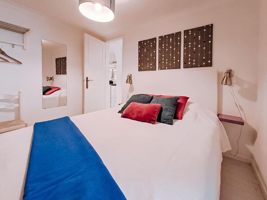 Lisbon Sant'Anna Apartments الغرفة الصورة